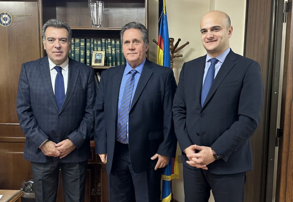 ΚΟΝΣΟΛΑΣ ΓΙΑ ΑΕΡΟΔΡΟΜΙΑ