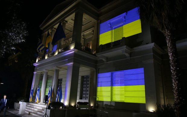 Δένδιας: Η Ελλάδα στέκεται δίπλα στον ουκρανικό λαό και ενάντια στον αναθεωρητισμό
