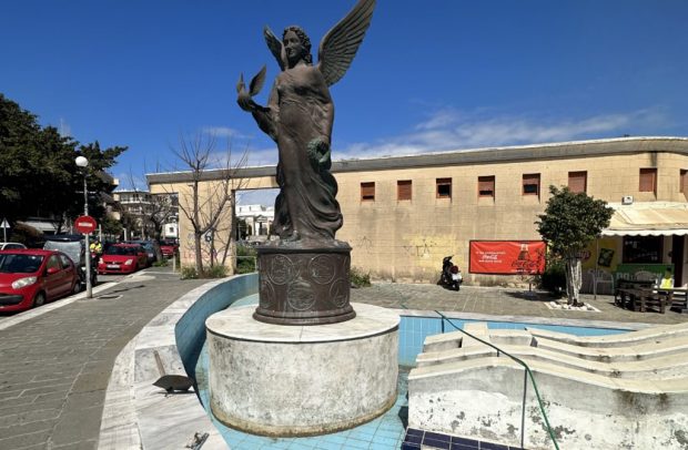 πλατεία Βρούχου