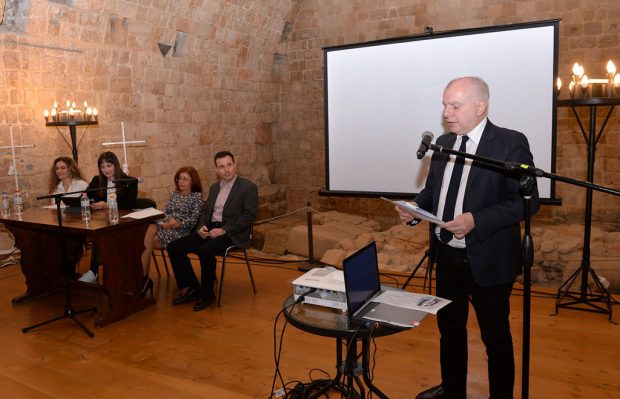 ΚΑΜΠΟΥΡΑΚΗΣ ΕΚΔΗΛΩΣΗ ΓΥΝΑΙΚΕΣ