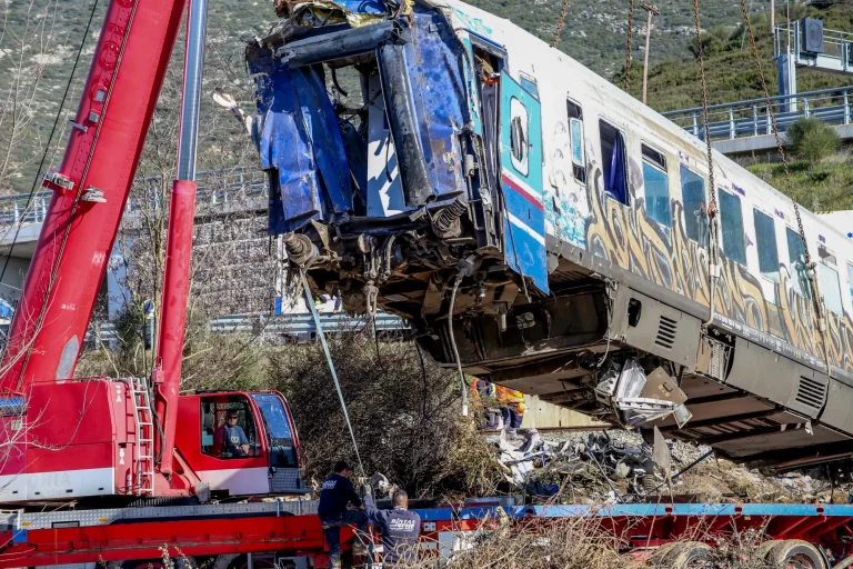 σύγκρουση τρένων Τέμπη