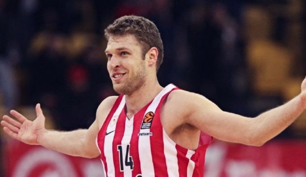 ΣΑΣΑ ΒΕΖΕΝΚΟΦ ΟΛΥΜΠΙΑΚΟΣ