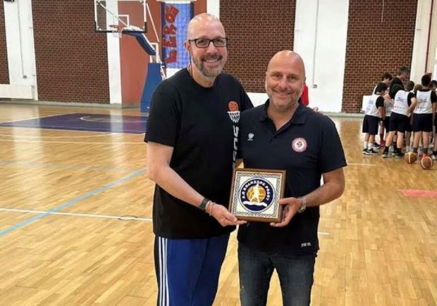 ΚΟΛΟΣΣΟΣ ΜΙΧΑΛΗΣ ΜΠΑΡΔΟΣ