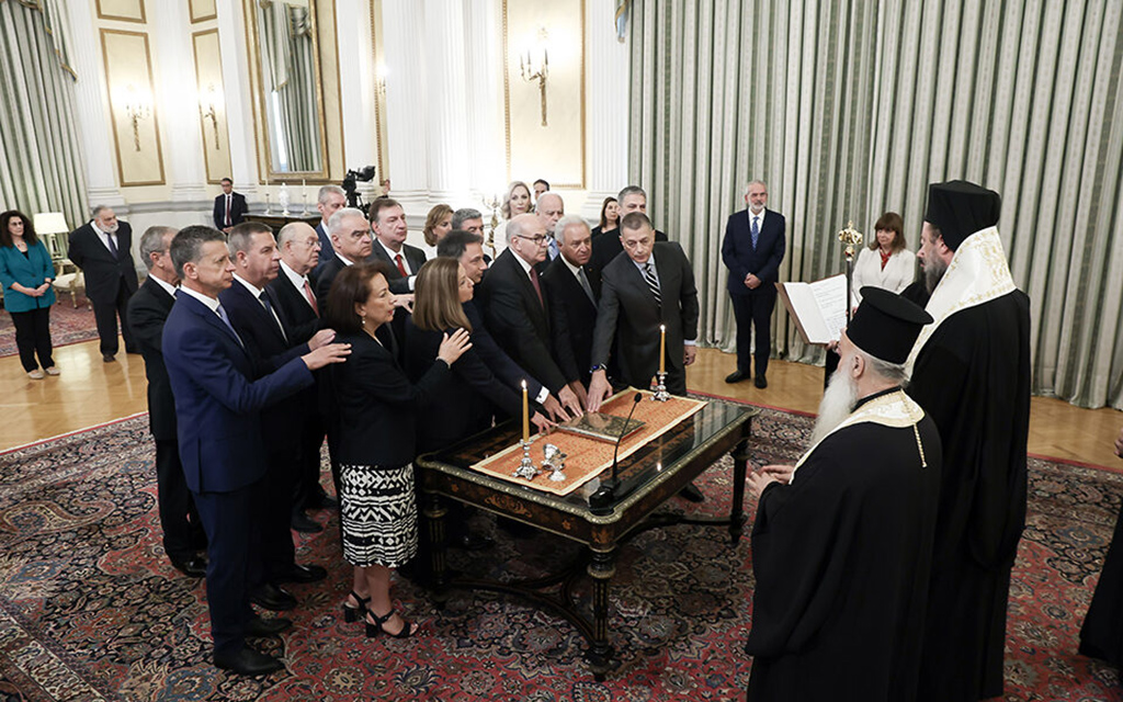υπηρεσιακη κυβέρνηση