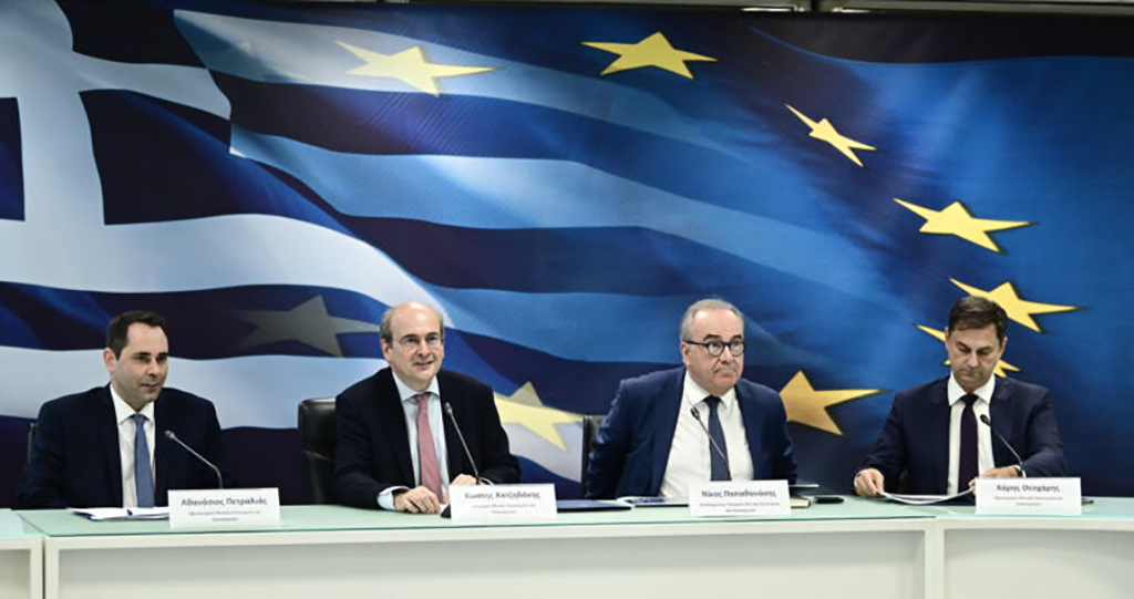 [362456] ΣΥΝΕΝΤΕΥΞΗ ΤΥΠΟΥ ΓΙΑ ΤΗΝ ΠΑΡΟΥΣΙΑΣΗ ΤΟΥ ΟΙΚΟΝΟΜΙΚΟΥ ΝΟΜΟΣΧΕΔΙΟΥ (ΜΙΧΑΛΗΣ ΚΑΡΑΓΙΑΝΝΗΣ/EUROKINISSI)