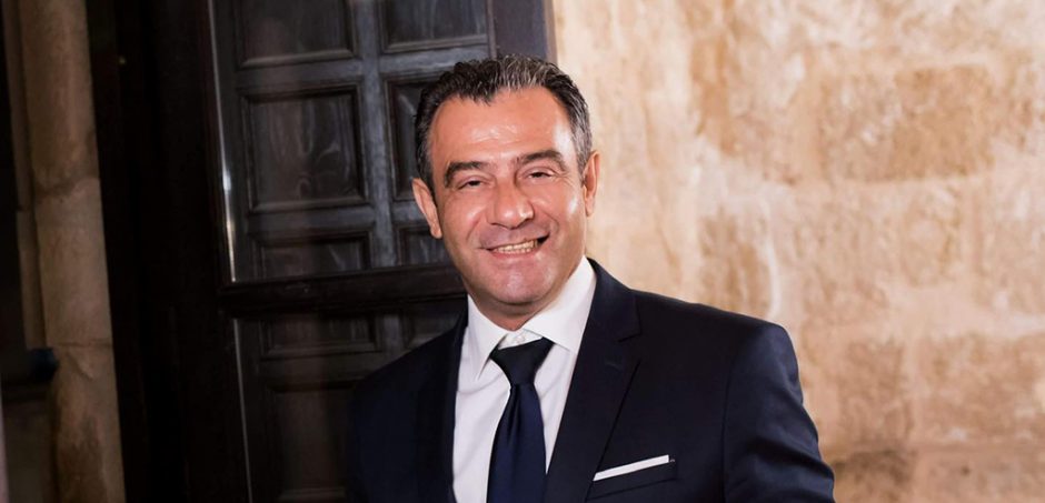 ΤΕΡΗΣ ΧΑΤΖΗΙΩΑΝΝΟΥ