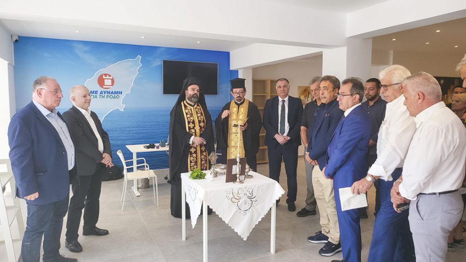 εγκαίνια εκλογικό Καμπουράκη
