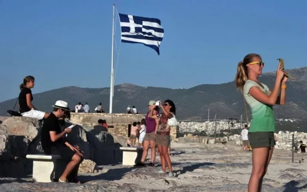 τουριστες