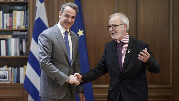 Μητσοτάκης: Συνάντηση με τον πρόεδρο της ΕΤΕπ – «Με τους έξυπνους μετρητές τα νοικοκυριά θα εξοικονομούν χρήματα»