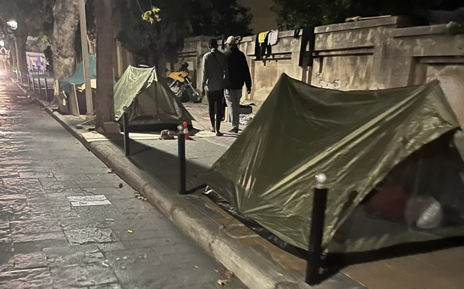 ΜΕΤΑΝΑΣΤΕΣ ΡΟΔΟΣ