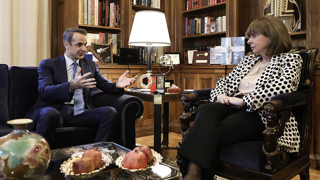 ΜΗΤΣΟΤΑΚΗΣ ΣΑΚΕΛΛΑΡΟΠΟΥΛΟΥ