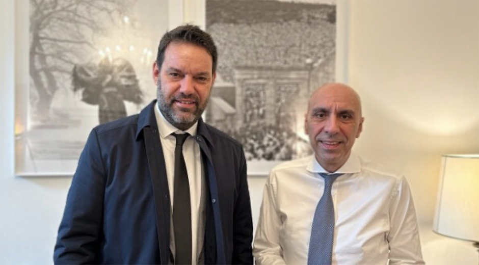 ΚΟΛΙΑΔΗΣ ΜΠΡΑΤΑΚΟΣ