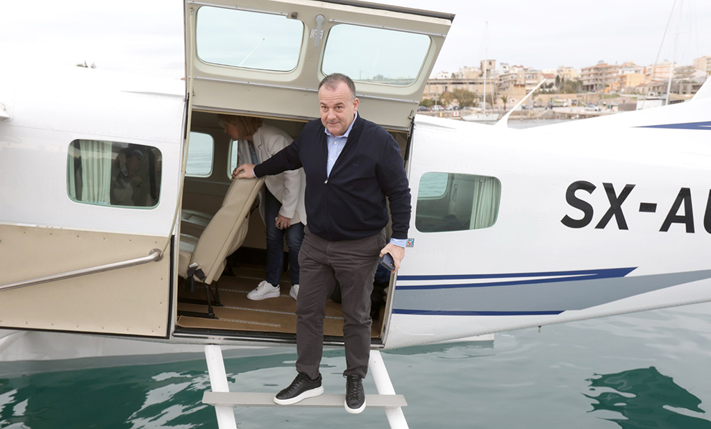 ΠΑΠΠΑΣ ΥΔΡΟΠΛΑΝΟ