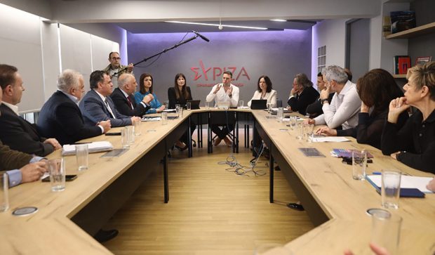 [366897] ΣΥΝΑΝΤΗΣΗ ΤΟΥ ΠΡΟΕΔΡΟΥ ΤΟΥ ΣΥΡΙΖΑ-ΠΣ ΣΤΕΦΑΝΟΥ ΚΑΣΣΕΛΑΚΗ ΜΕ ΦΟΡΕΙΣ ΤΟΥ ΤΟΥΡΙΣΜΟΥ (ΓΙΑΝΝΗΣ ΠΑΝΑΓΟΠΟΥΛΟΣ/EUROKINISSI)