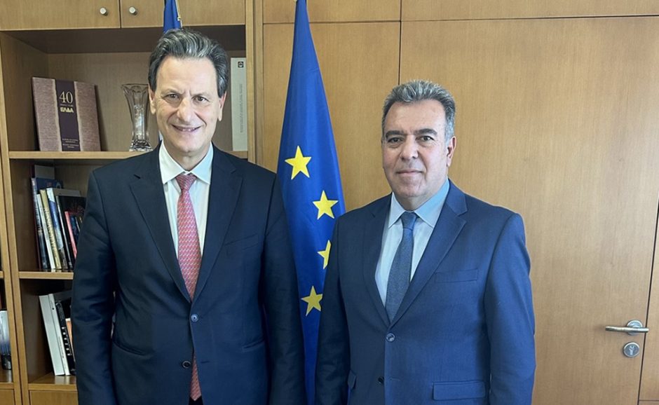 ΚΟΝΣΟΛΑΣ ΣΚΥΛΑΚΑΚΗΣ