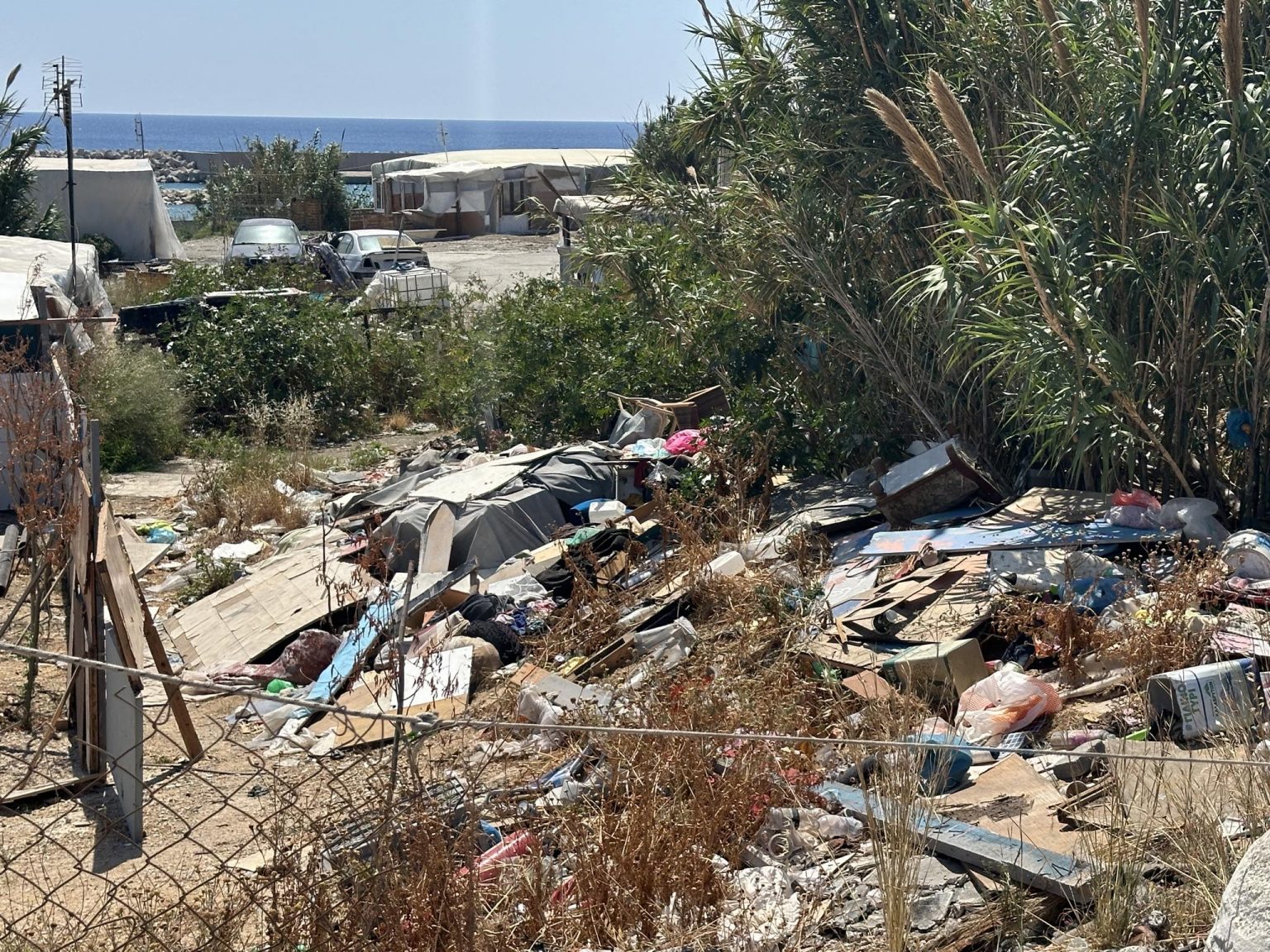 ΚΟΡΑΚΟΝΕΡΟ ΑΘΙΓΓΑΝΟΙ