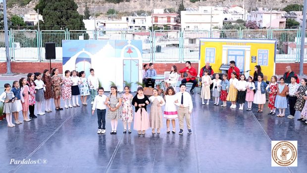 Παίζω...για να χορέψω