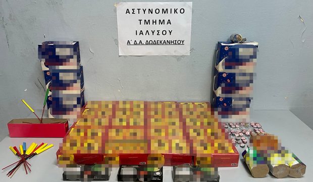 κατασχεση κροτίδες 3/5