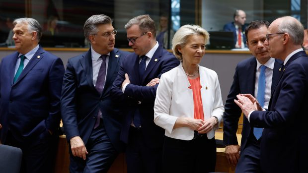 Ε.Ε: Χωρίς συμφωνία το παζάρι για τα αξιώματα – Πού «μπλόκαραν» οι συζητήσεις