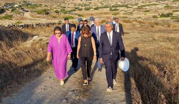 Στα εγκαίνια του ανακαινισμένου Αρχαιολογικού Μουσείου  της Δήλου ο περιφερειάρχης Νοτίου Αιγαίου Γιώργος Χατζημάρκος