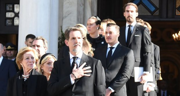 Κοντά στην ελληνική ιθαγένεια η τέως βασιλική οικογένεια – Εισηγήσεις σε Μητσοτάκη