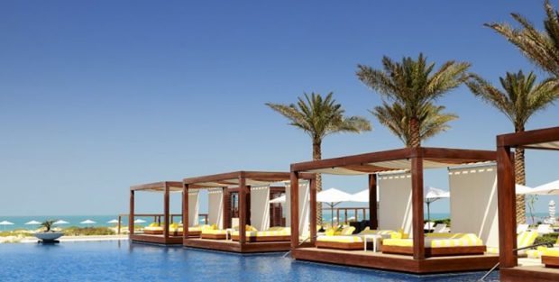 hotel_pool_shutterstock-768x480