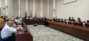 ΔΗΜΟΤΙΚΗ ΕΠΙΤΡΟΠΗ 23.8