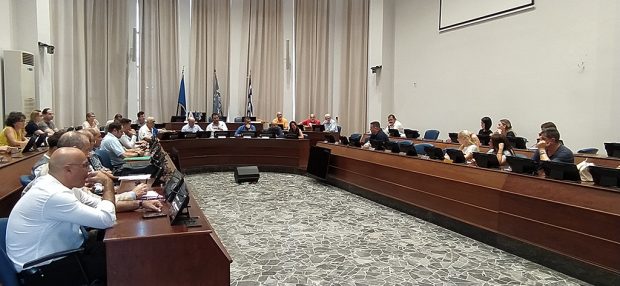 ΔΗΜΟΤΙΚΗ ΕΠΙΤΡΟΠΗ 23.8