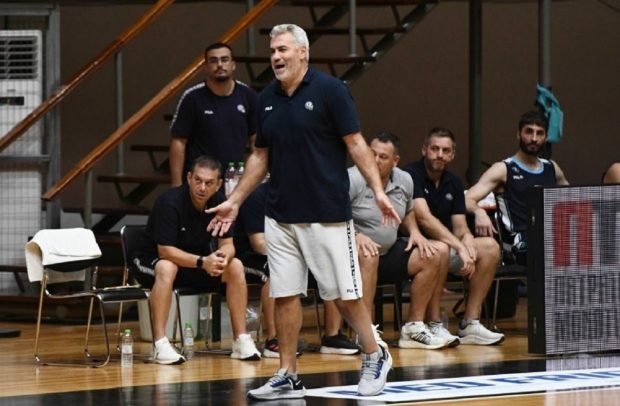 ΓΙΩΡΓΟΣ ΣΙΓΑΛΑΣ ΜΠΑΣΚΕΤ ΚΟΛΟΣΣΟΣ