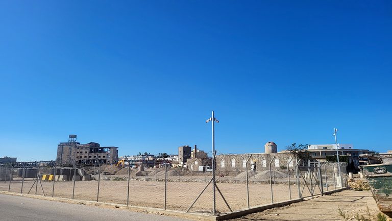 ΜΕΤΑΝΑΣΤΕΣ