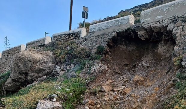 ΚΑΤΩ ΠΕΤΡΕΣ