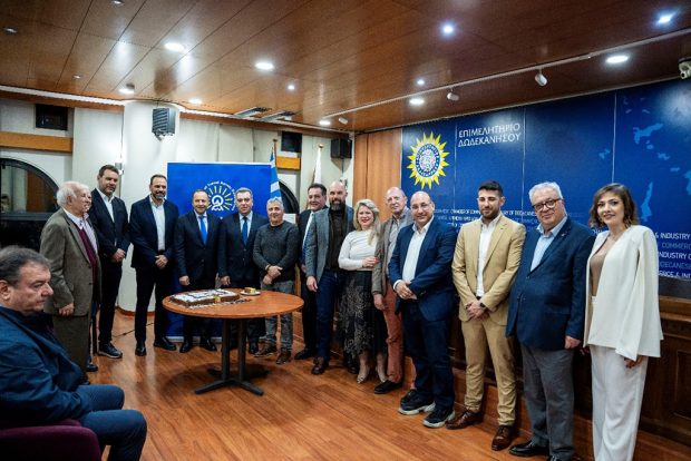ΠΙΤΑ ΕΝΩΗ ΤΟΥΡΙΣΤΙΚΑ ΓΡΑΦΙΑ