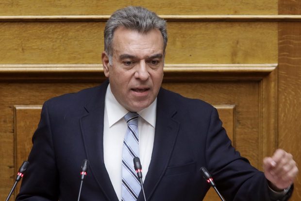 Μάνος Κόνσολας 