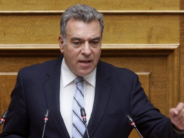 ΚΟΝΣΟΛΑΣ ΜΑΝΟΣ
