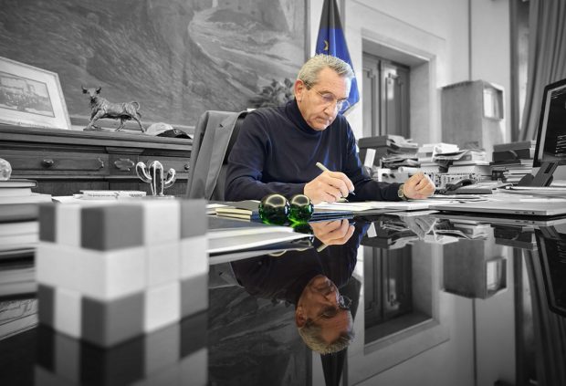 Γ ΧΑΤΖΗΜΑΡΚΟΣ