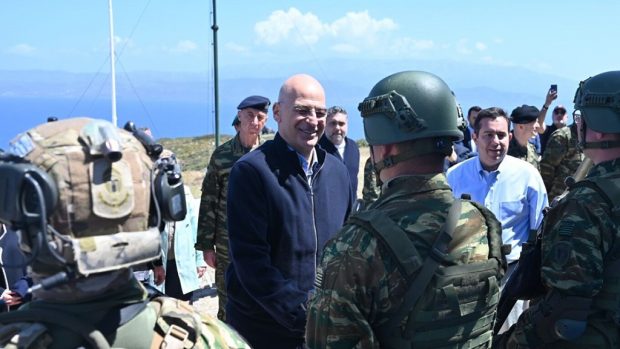 ΔΕΝΔΙΑΣ Ν