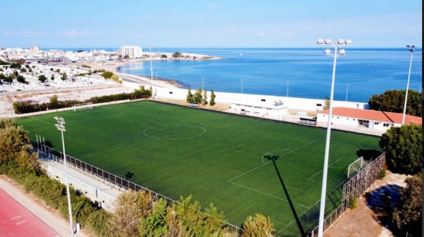 Ενωσιακό γήπεδο- Κορακόνερο