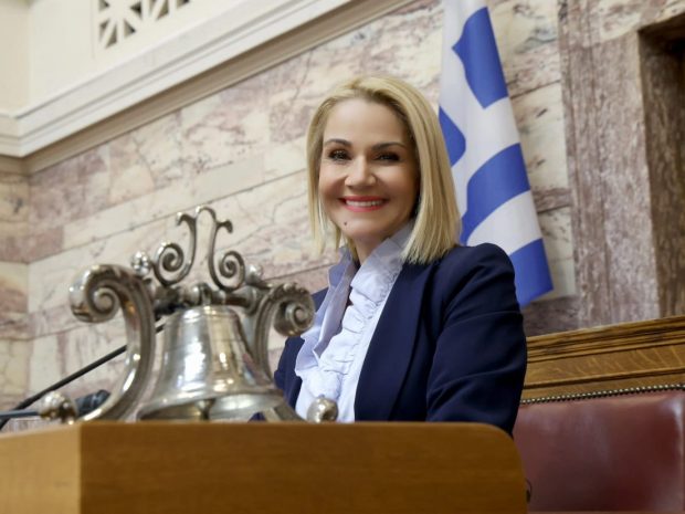 ΜΙΚΑ ΙΑΤΡΙΔΗ