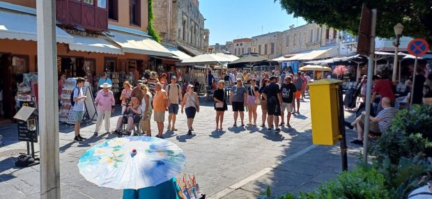 ΜΕΣΑΙΩΝΙΚΗ ΠΟΛΗ