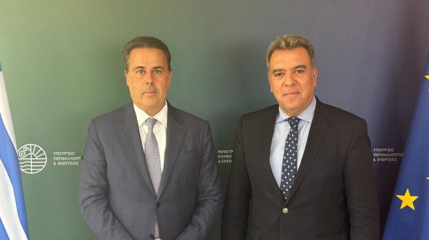 ΚΟΝΣΟΛΑΣ ΜΑΝΟΣ