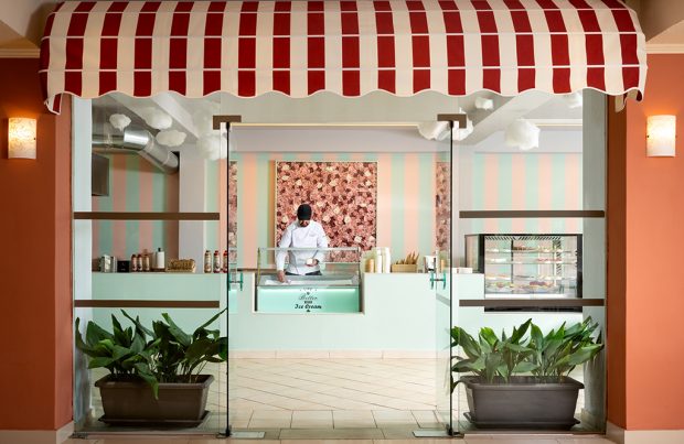 mitsis_corfu_messonghi_gelateria_1252
