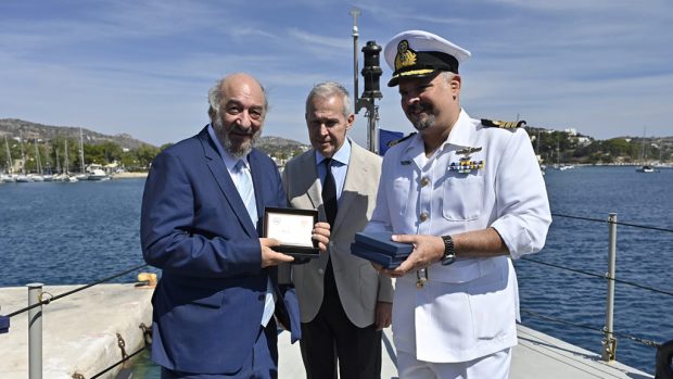 ΛΕΡΟΣ ΝΙΚΗΤΙΑΔΗΣ