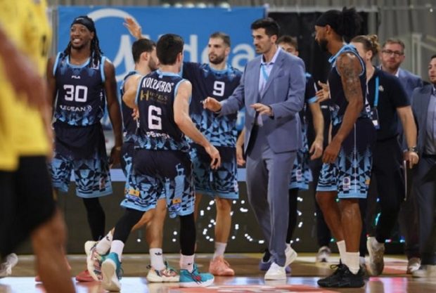ΑΡΗΣ ΚΟΛΟΣΣΟΣ ΜΠΑΣΚΕΤ