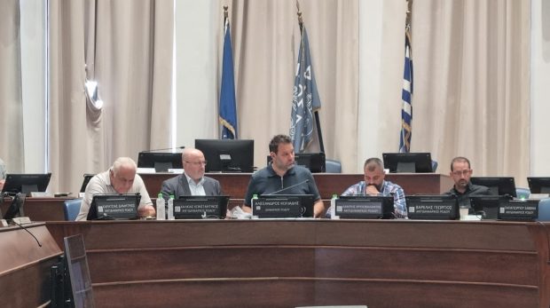 Fast track συνεδρίαση της Δημοτικής Επιτροπής με αιχμές  για τη διαχείριση των οικονομικών προηγούμενων ετών
