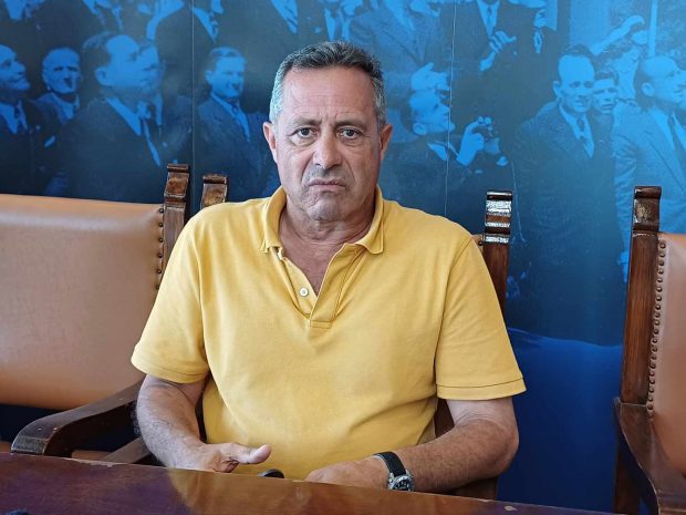 Σαλαχούρης1