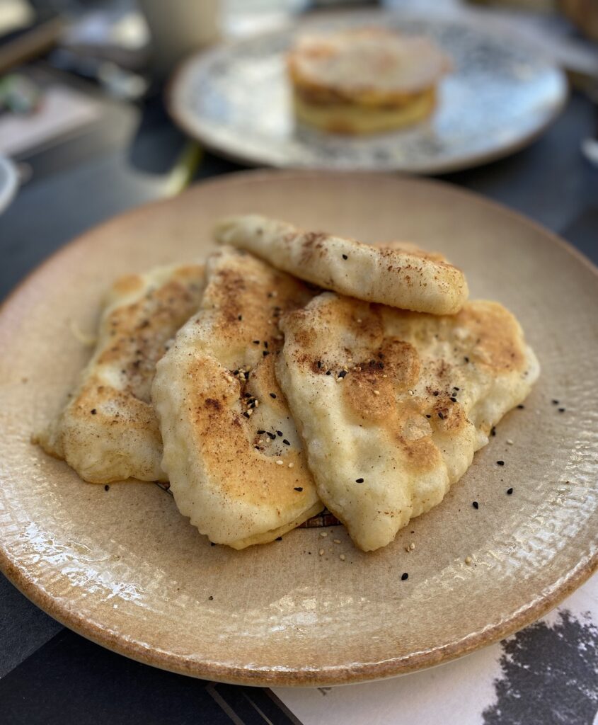 Εικόνα που περιέχει φαγητό, πιάτο, κουζίνα, πιατικά
Το περιεχόμενο που δημιουργείται από AI ενδέχεται να είναι εσφαλμένο.