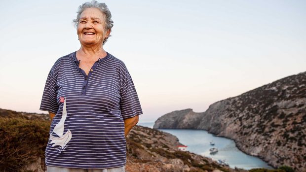 ΚΥΡΑ ΡΗΝΙΩ ΚΙΝΑΡΟΣ