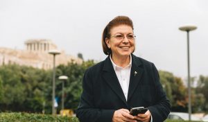 ΜΕΝΔΩΝΗ ΛΙΝΑ
