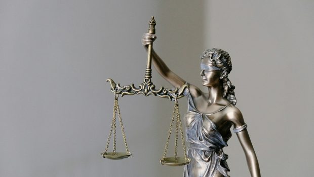ΔΙΚΑΙΟΣΥΝΗ