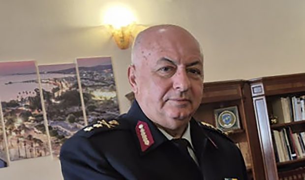 ΒΑΖΟΥΡΑΣ
